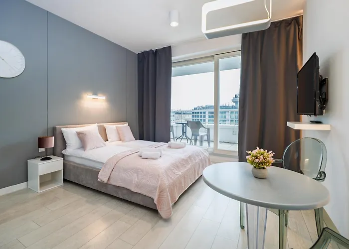 About Art - Ovo Apartman