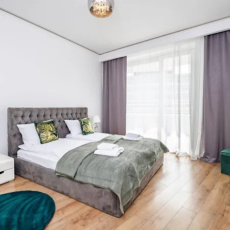 About Art - Ovo דירה