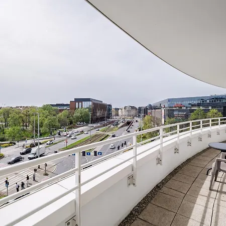 About Art - Ovo Lejlighed *