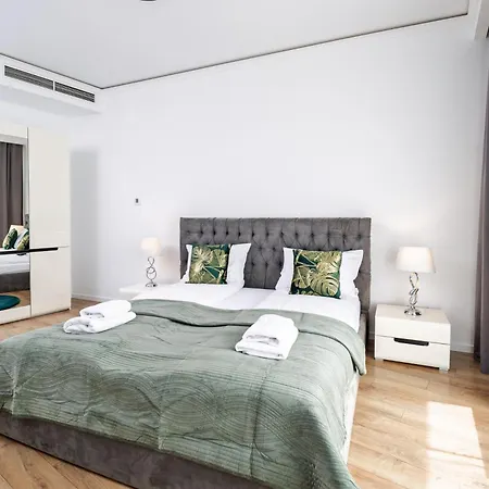 About Art - Ovo Lejlighed