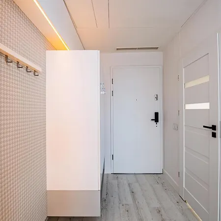 About Art - Ovo Apartment *