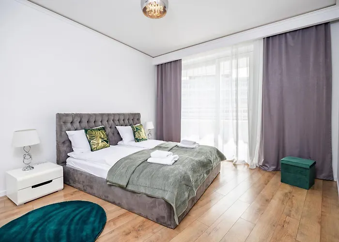 About Art - Ovo Apartment